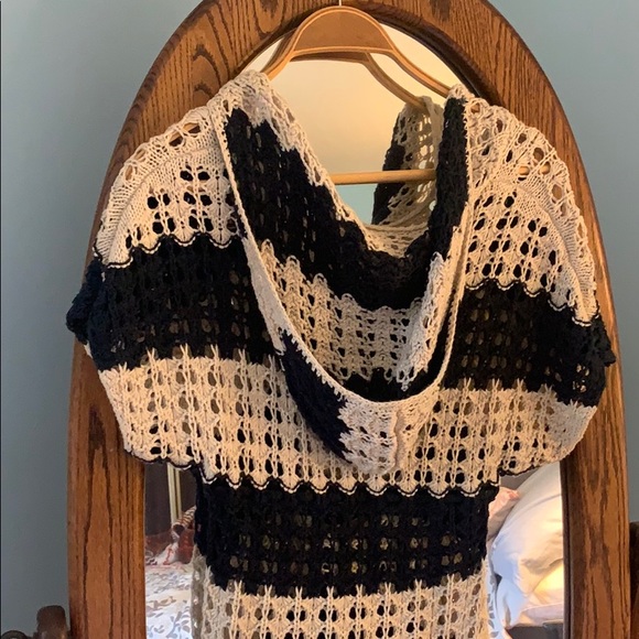 Crochet bathing suit cover up - Picture 2 of 3